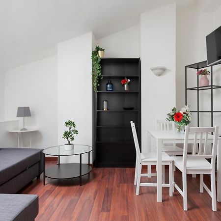 1 Bedroom & 1 Living Room Apt - Duomo 5 Milán Exteriér fotografie